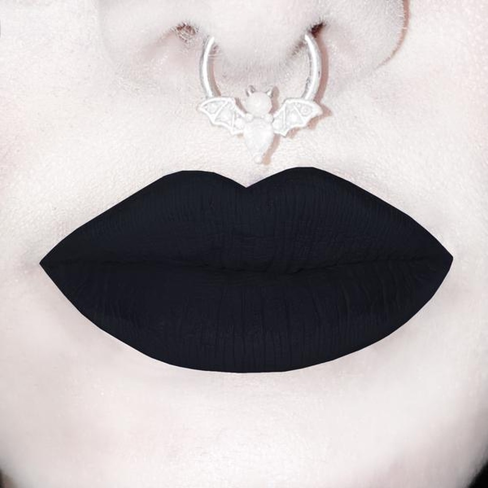 Lovelace Cosmetics - Raven Rouge à lèvres liquide - Noir